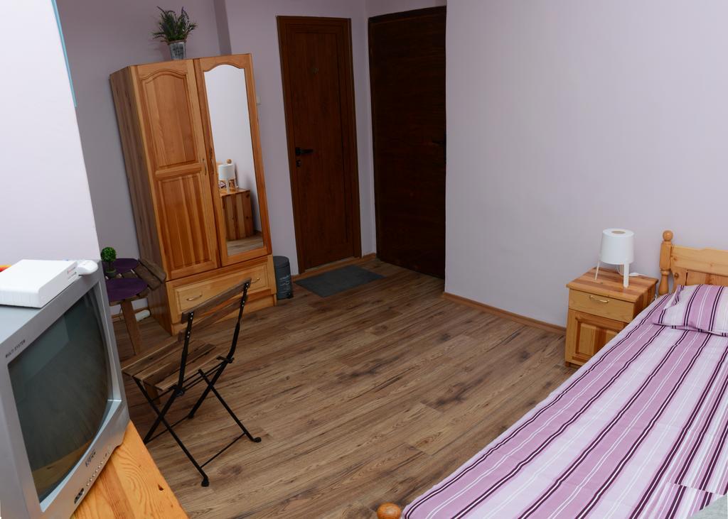 Peter Pan Hostel Sofia Ngoại thất bức ảnh