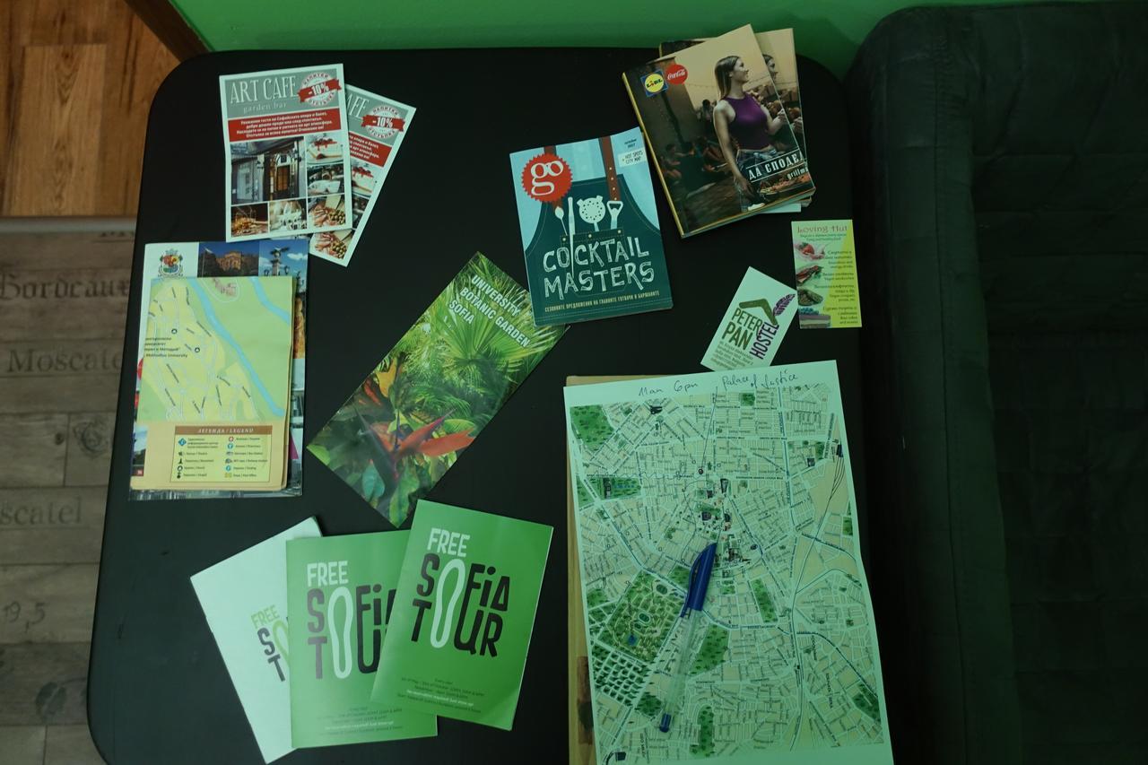Peter Pan Hostel Sofia Ngoại thất bức ảnh